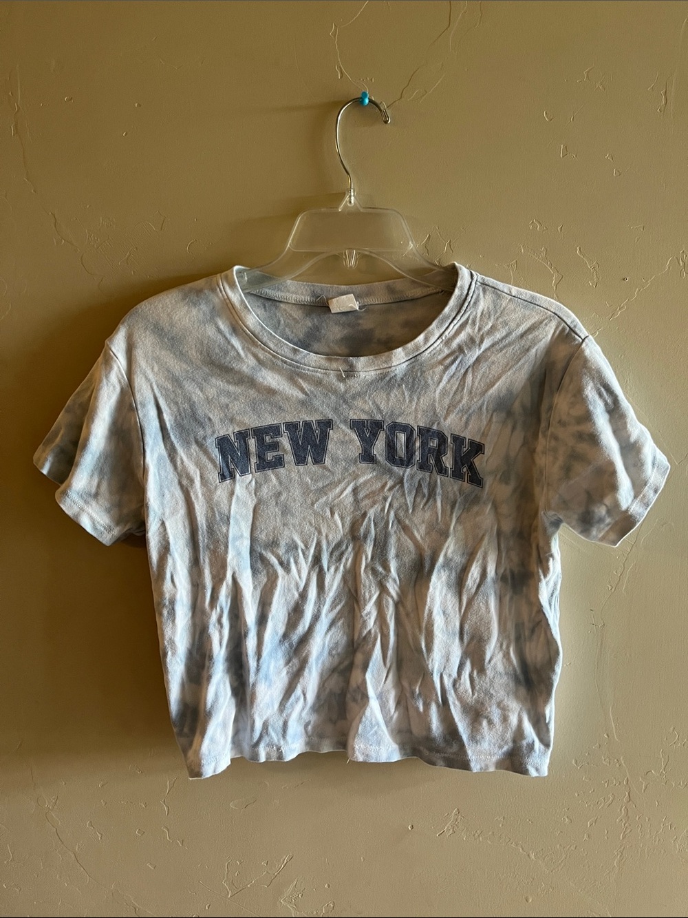 Tie-Dye 'New York' Crop Tee - Light Blue